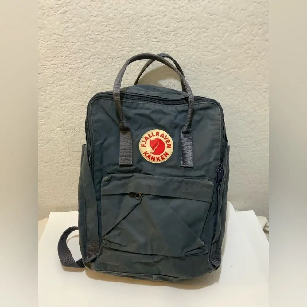 FJALLRAVEN KANKEN GRAPHITE GRAY FULL SIZE BACKPACK